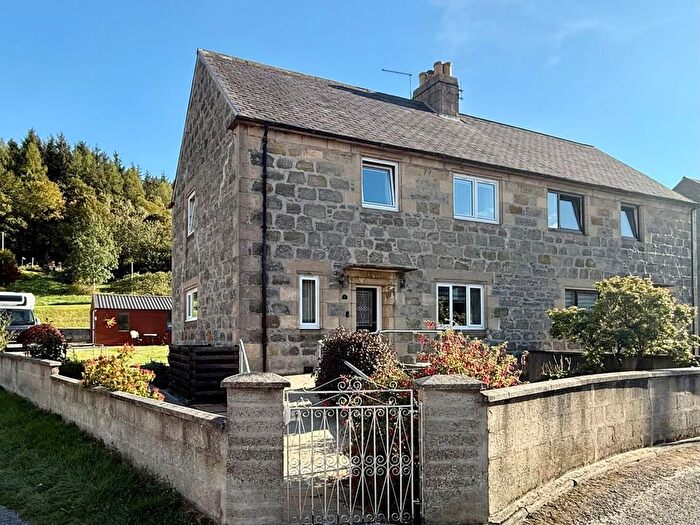 4 Bedroom Semi-Detached House For Sale In Allardyce Crescent, Aberlour, AB38