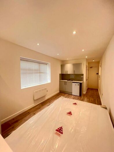 1 Bedroom Flat To Rent In Wagtail Way, Orpington, BR5