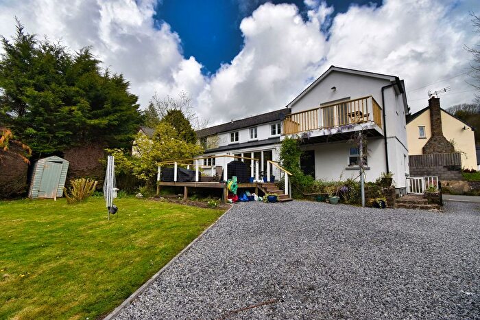 4 Bedroom Semi-Detached House For Sale In Wisteria Cottage, Kilgetty Lane, Stepaside, SA67