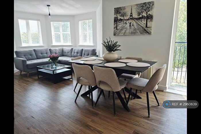 2 Bedroom Flat To Rent In Poppy Fields, Kettering, NN16