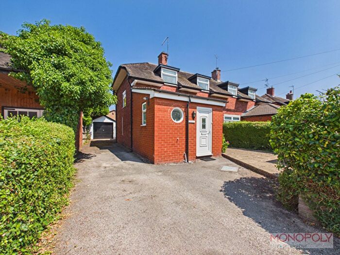 3 Bedroom Semi-Detached House For Sale In Pant Olwen, Gresford, LL12