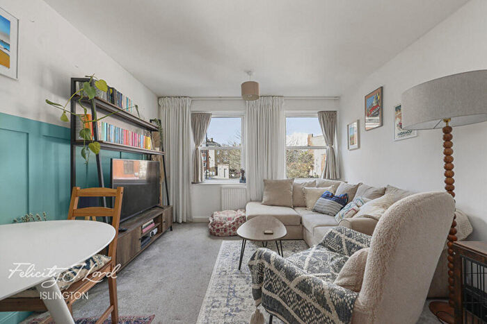 1 Bedroom Flat For Sale In Essex Road, London, N1