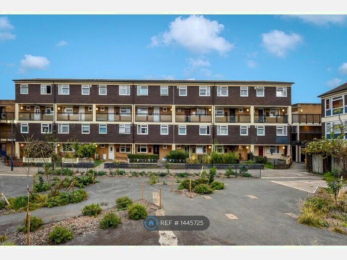 4 Bedroom Maisonette To Rent In Ambrose Walk, London, E3