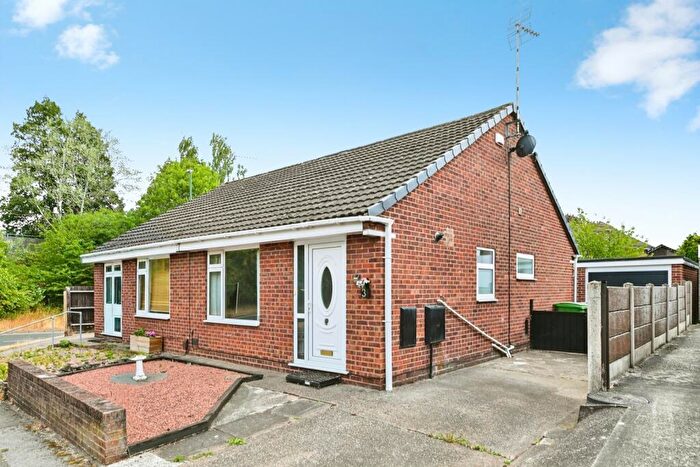 2 Bedroom Bungalow For Sale In Cheviot Drive, Nottingham, Nottinghamshire, NG6