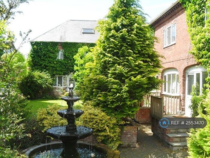 1 Bedroom Flat To Rent In Bathafarn Hall, Ruthin, LL15