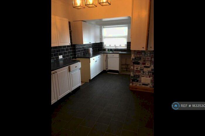2 Bedroom Terraced House To Rent In Larch Hill, Sheffield, S9