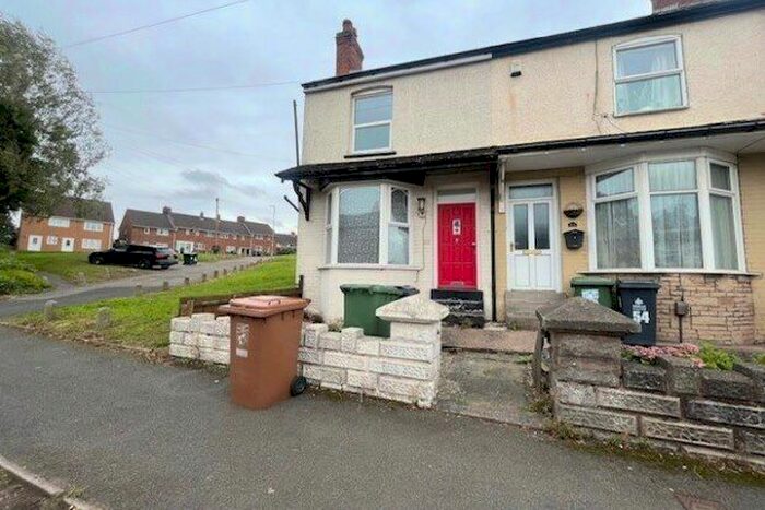 2 Bedroom Property To Rent In Daw End Lane, Walsall, WS4