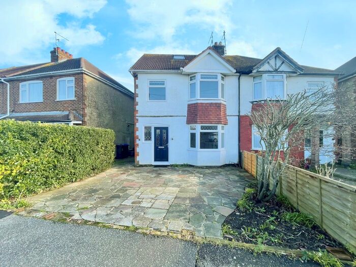 4 Bedroom Semi-Detached House To Rent In Wembley Avenue, Lancing, BN15
