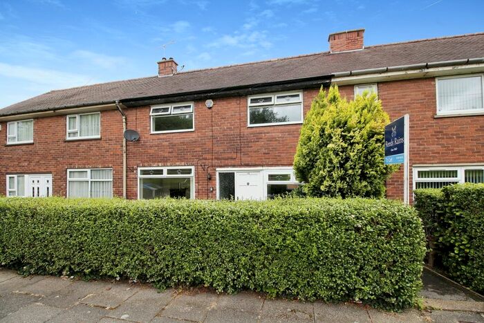 3 Bedroom Terraced House To Rent In Wellfield Road, Rotherham, South Yorkshire, S61