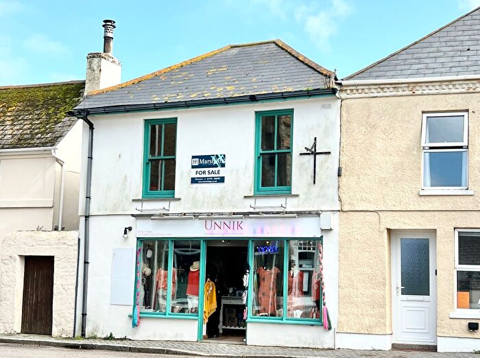 1 Bedroom Flat For Sale In West End, Marazion, TR17