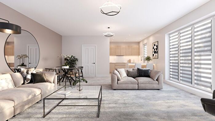 4 Bedroom Detached House For Sale In Green Walk, Standish, GL10