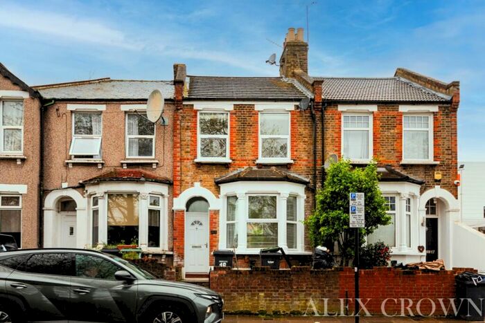 2 Bedroom Terraced House To Rent In Pretoria Road, Tottenham, N17