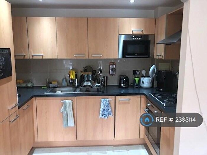 1 Bedroom Flat To Rent In Warneford Court, London, NW9
