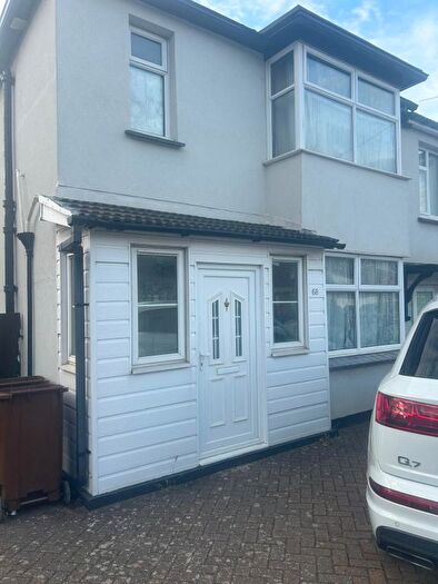 4 Bedroom End Terrace House To Rent In Chatham, ME4