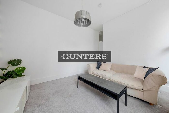 1 Bedroom Flat To Rent In Devon Mansions, Tooley Street, London, SE1