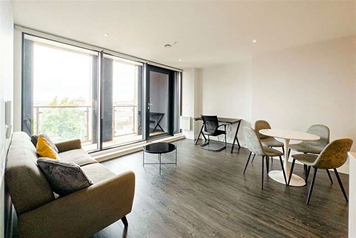 2 Bedroom Property To Rent In Hallmark Building, M4