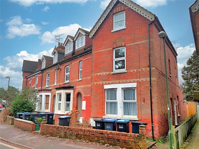 2 Bedroom Flat For Sale In East Grinstead, West Sussex, RH19