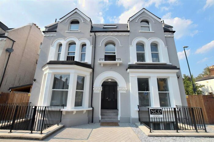 Studio To Rent In Cedar Road, Sutton, SM2