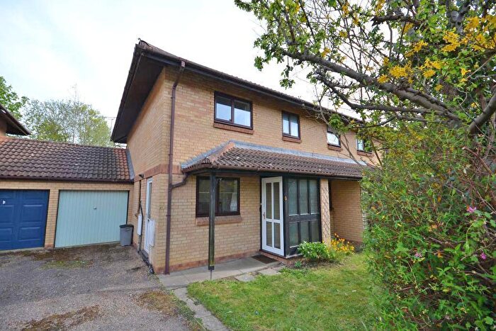 3 Bedroom Semi-Detached House To Rent In Rangers Court, Great Holm, Milton Keynes, Buckinghamshire, MK8