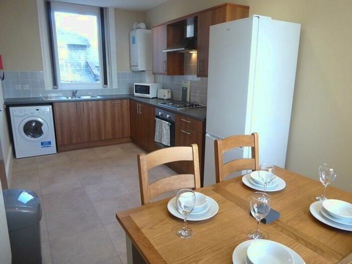 2 Bedroom Apartment To Rent In Victoria Park Apartments, Barrow-In-Furness, LA14