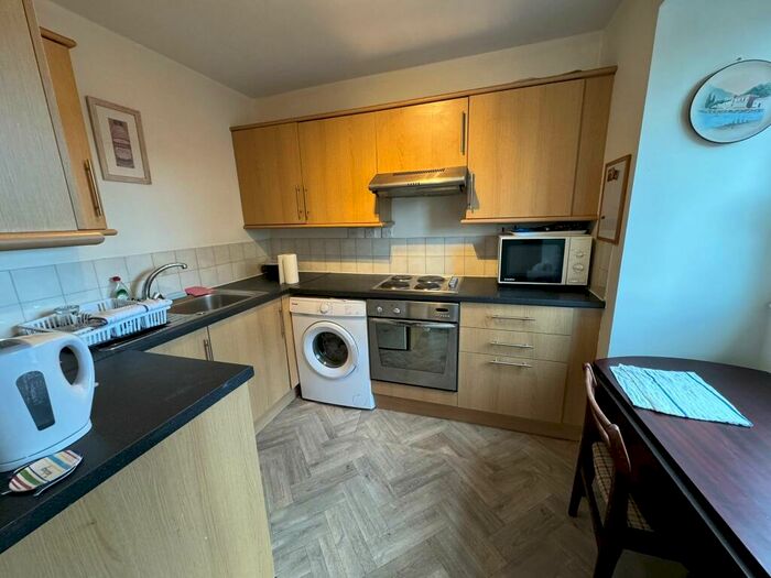 1 Bedroom Flat To Rent In Jade Close, E16