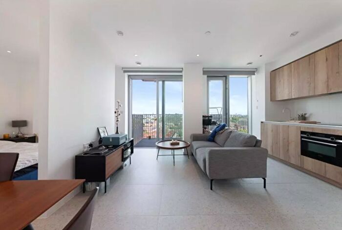 Studio To Rent In Jacquard Point, Tapestry Way, London, E1