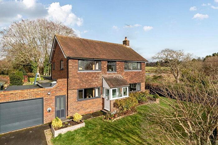 4 Bedroom Detached House To Rent In Mill Close Horsham, RH13