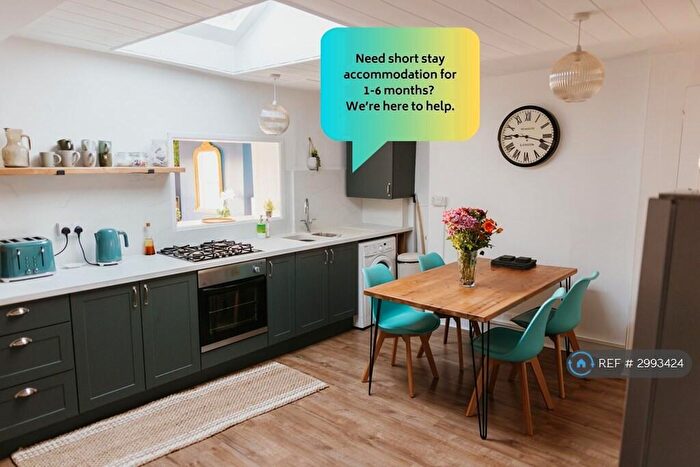 2 Bedroom Flat To Rent In Tarrant Street, Arundel, BN18