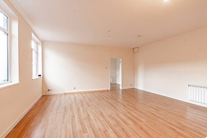 1 Bedroom Flat To Rent In High Street, Bromsgrove, Worcestershire, B61