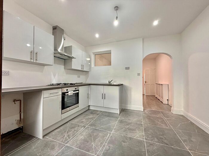 3 Bedroom Terraced House To Rent In Westbourne Road, Penn, Wolverhampton, WV4