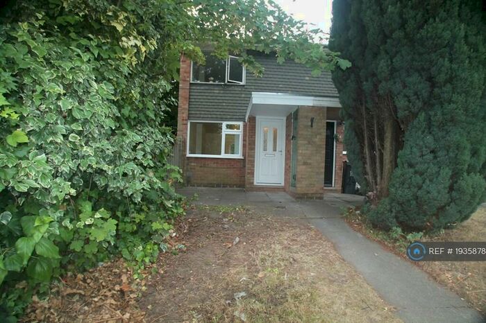 2 Bedroom Maisonette To Rent In Cherryleas Drive, Leicester, LE3