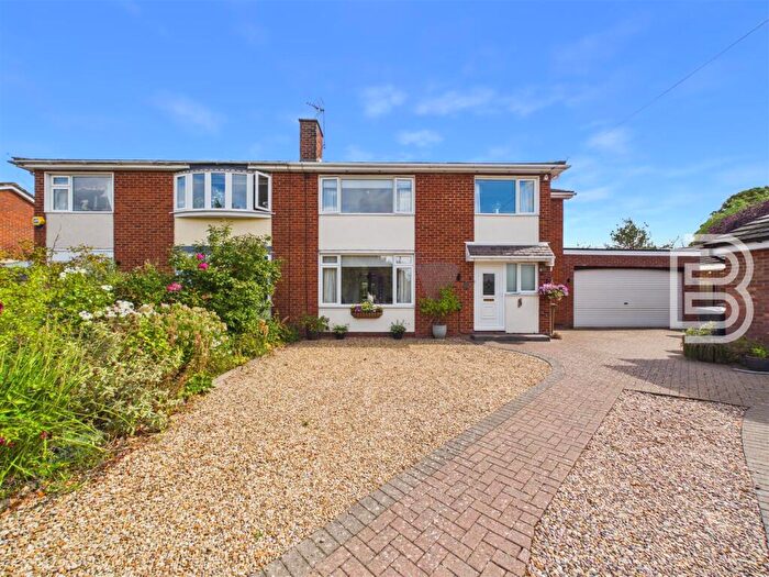 4 Bedroom Semi-Detached House For Sale In Onley Park, Willoughby, Rugby, CV23