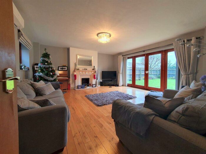 4 Bedroom House To Rent In Manor Grange, Fishtoft, PE21