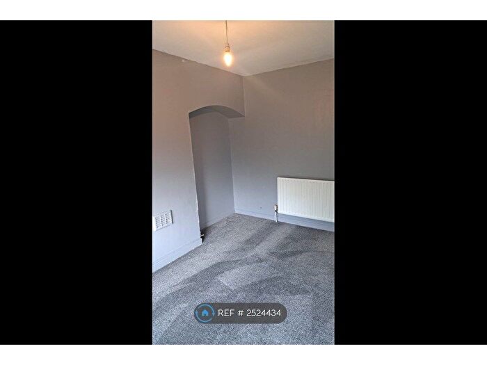 3 Bedroom Semi-Detached House To Rent In Houldsworth Crescent, Coventry, CV6