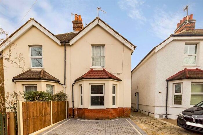 1 Bedroom Flat To Rent In Niton Road, Kew, Richmond, TW9