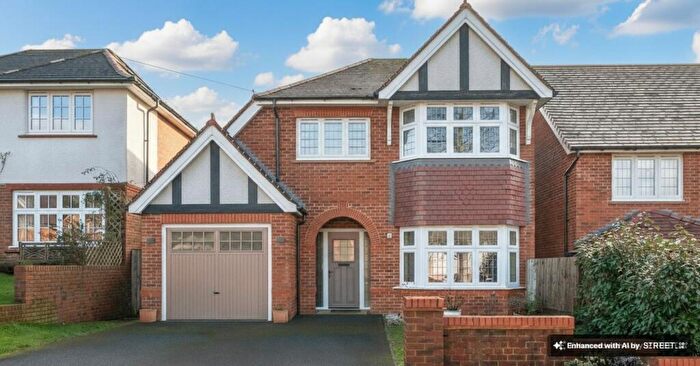 3 Bedroom Detached House For Sale In Dimmer Drive, Wilton, SP2