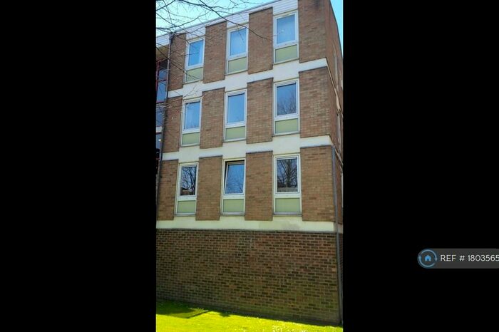 1 Bedroom Flat To Rent In Brockworth, Kingston Upon Thames, KT1