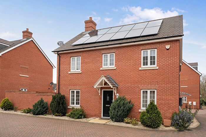 4 Bedroom Detached House For Sale In Curran Chase, New Cardington, MK42