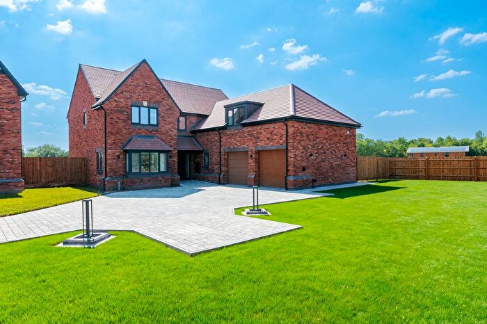 4 Bedroom Detached House For Sale In Station Road, Bretforton, Evesham, WR11