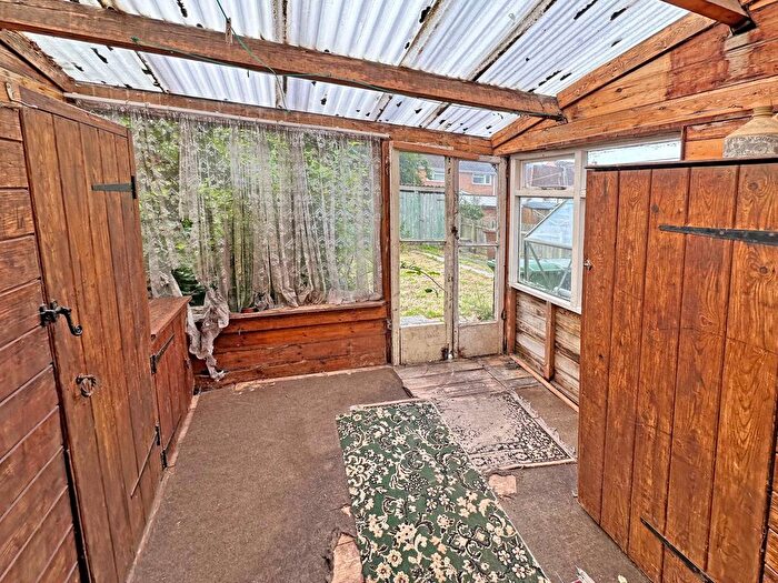 2 Bedroom Semi-Detached Bungalow For Sale In Summer Close, Exeter, EX4