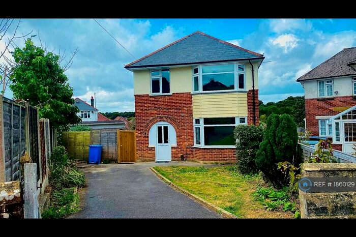 3 Bedroom Detached House To Rent In Churchill Crescent, Poole, BH12