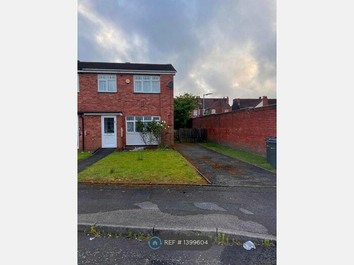 3 Bedroom Semi-Detached House To Rent In Andrew Gardens, Birmingham, B21