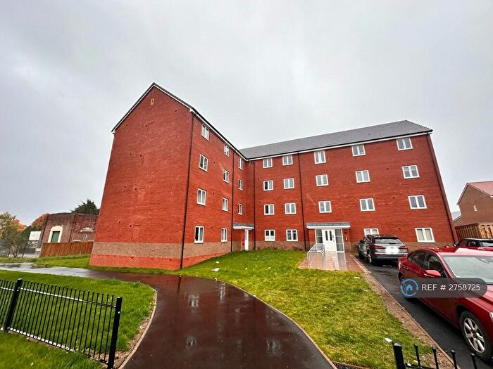 2 Bedroom Flat To Rent In Firecrest Close, Coventry, CV6