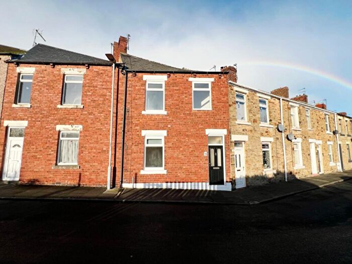 3 Bedroom Terraced House For Sale In Wear Street, Spennymoor, DL16