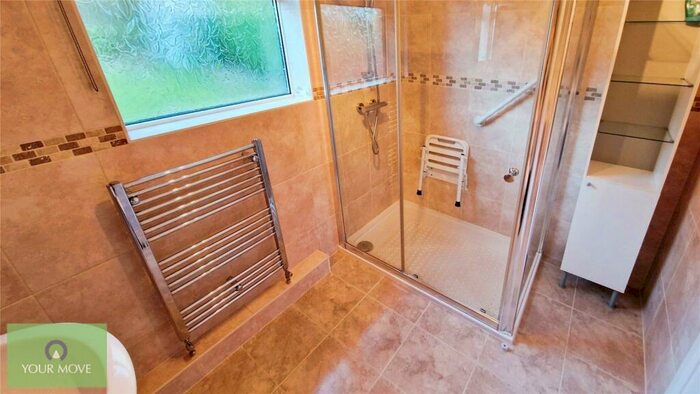 1 Bedroom Flat To Rent In Leach Green Lane, Rednal, Birmingham, West Midlands, B45