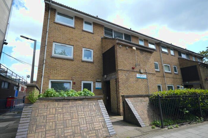 2 Bedroom Flat To Rent In Newington Butts, Elephant &amp; Castle, SE1