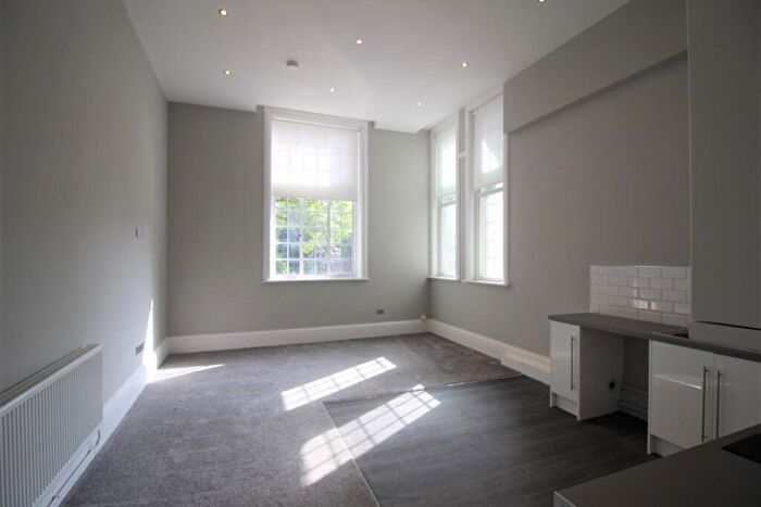 1 Bedroom Flat To Rent In Douro Terrace, SR2