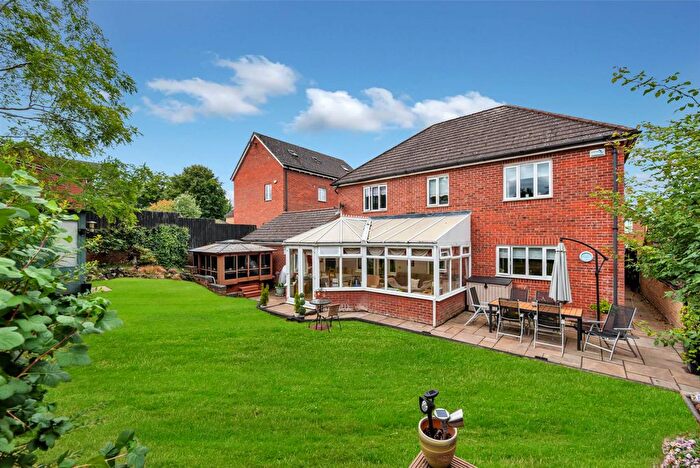 5 Bedroom Detached House For Sale In Little Copse Close, Chartham, CT4