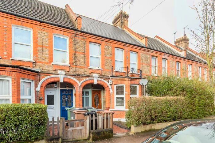 2 Bedroom Apartment To Rent In Badlis Road, London, E17