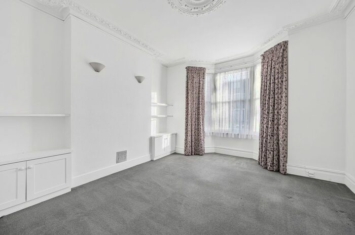 1 Bedroom Flat To Rent In Dalmeny Road, London, N7